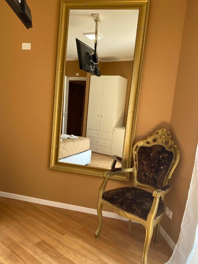 Villa Castello Only Room Limone sul Garda Dış mekan fotoğraf
